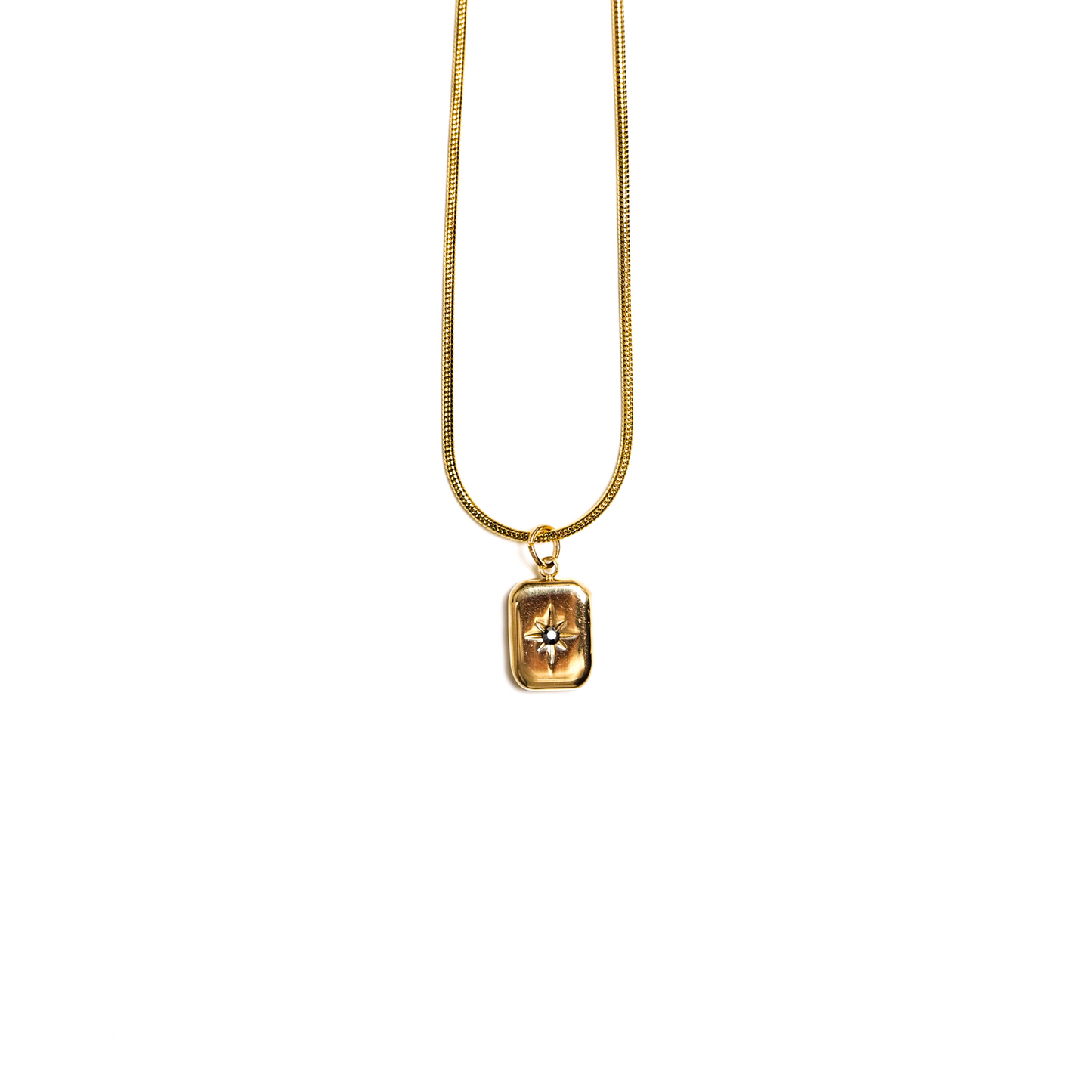 Gold Star Pendant Necklace – A Symbol of Prosperity